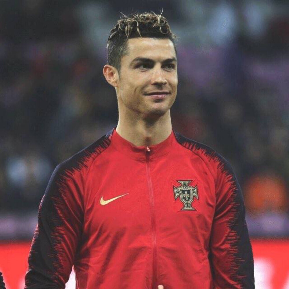 旗鼓相当！桑德兰击败纽卡后双方总战绩打平，各取54场胜利（势均力敌！桑德兰击退纽卡后历史交锋持平，双方各胜54场）