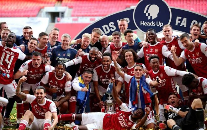 世欧预战报：乔里独造三球，捷克6-0直布罗陀（欧预赛快讯：乔里一人制造三球，捷克6-0大胜直布罗陀）