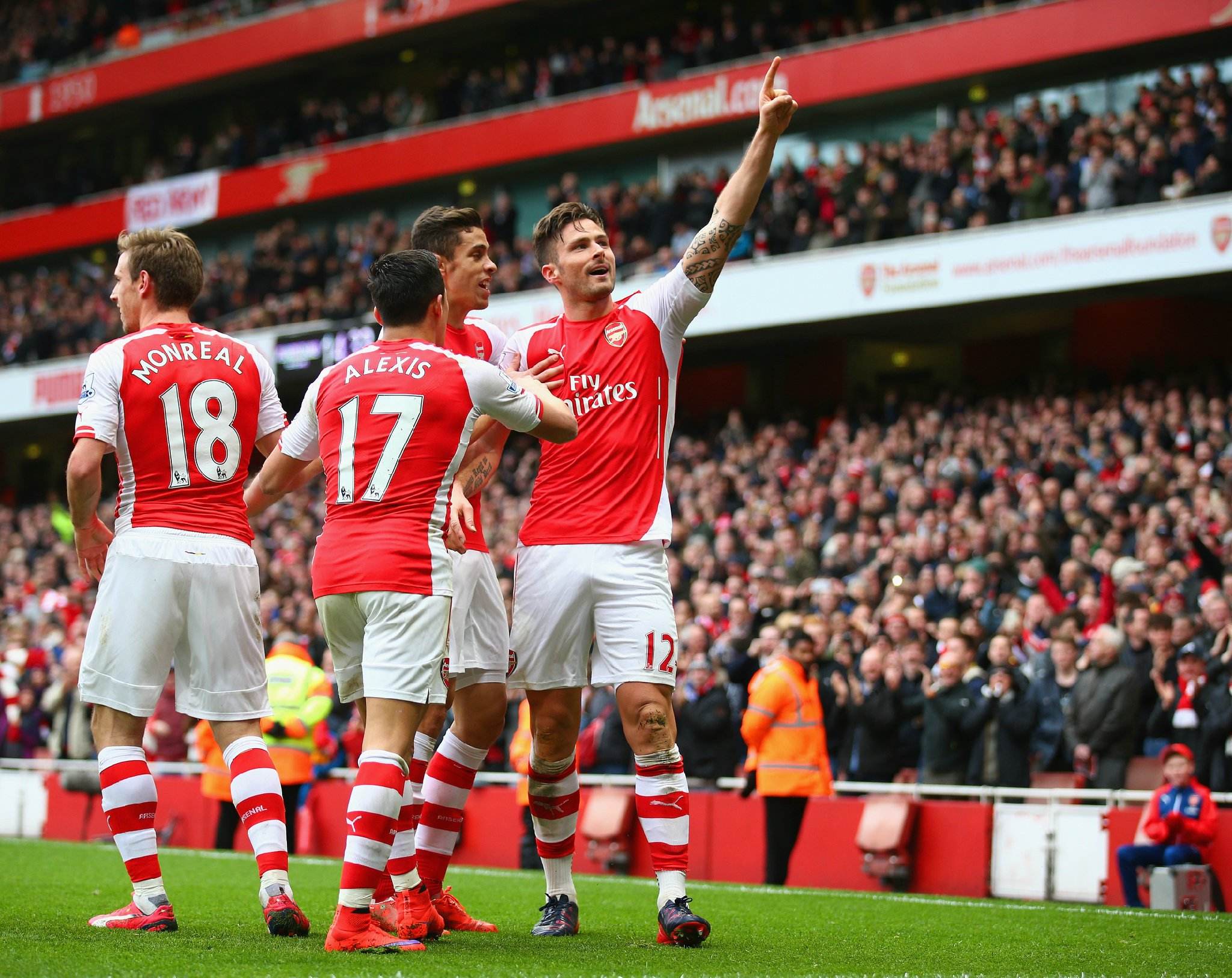 德转列中锋身价榜：哈兰德1.8亿欧居首，姆巴佩第二