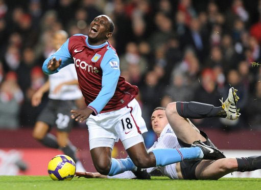 豪门球队赞助商费用曝光！AC米兰2.5亿元 不如曼城和曼联的一半