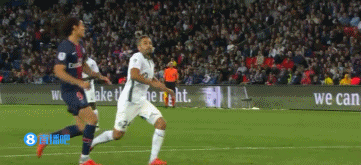 骑士内线组合压制对手